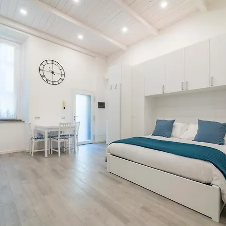 Modern Apartment At Via Carloni By Wonderful Italy Como Exterior photo